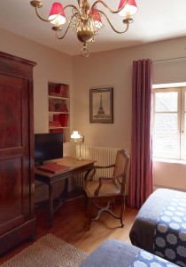 DdC-Chambre-2-fenêtre-low