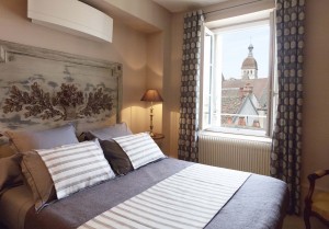 DdC-Chambre-fenêtre-low
