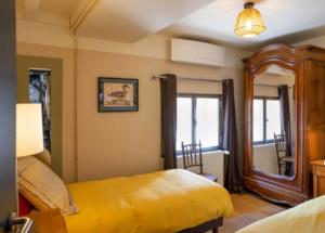 chambre bas droite 001